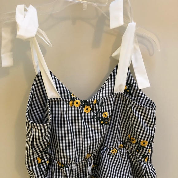 Gingham tie sleeve tank - Picture 4 of 5